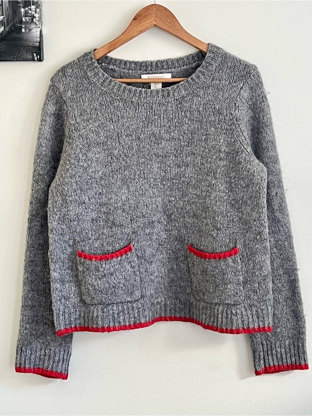Ellen Tracy Gray Crewneck Sweater- Large PTP 21 inch